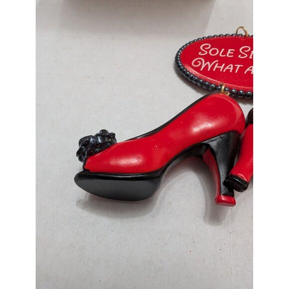 Hallmark Keepsake Sole Sisters 2010 red black "..What a Pair!" w/ box 3 inch - Picture 4 of 11